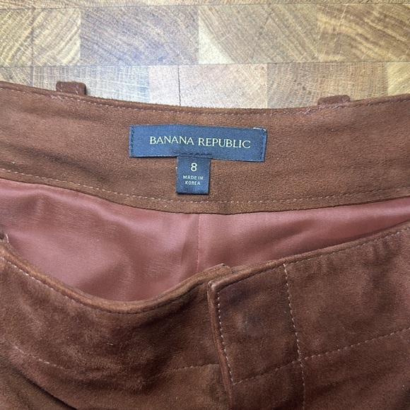 Banana Republic Suede Bermuda Shorts Size 8 - Picture 4 of 5